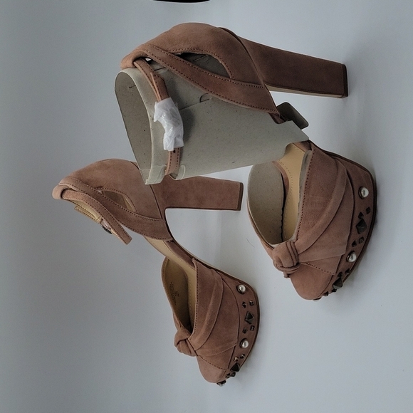 Guess Kenzie2 light pink suede peep toe heels 8.5 - Picture 4 of 11